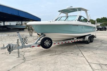 24' Boston Whaler 2023 Yacht For Sale